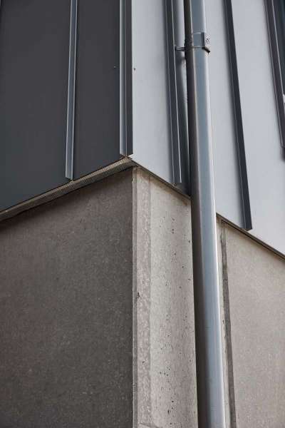 Demensplejehjem beklædt og beskyttet med stål. Glemmer du?, DemensCentrum Aarhus – Skovvang, Skovvangsvej 97-99, 8200 Aarhus